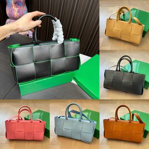 Totes Bag Designer geweven Echt leer Luxe leer hand Luxe geweven Bottega capaciteit strand Koeienhuid werk reizen Winkelen 240115