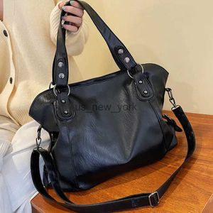 Totas Grandes bolsos de hombro negro para mujeres bolsas de comprador de vagabundo grande calidad de color sólido de cuero suave bolso de bolso de bolso de viaje de viaje 240407