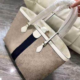 Totes Borse classiche da donna Borse a tracolla Borse a tracolla Tote shopping messenger Borsa a tracolla vintage Borse a conchiglia di lusso2