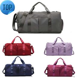 Totes Classic Luxurys Designer Cross Body Femmes Nylon Sacs d'embrayage Bagages Lululemens Baguette Weekender Trunk Hommes Sac à main Voyage Grandes vacances Épaule