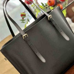 Fourre-tout Classique Vintage Fourre-Tout Sacs Femmes Casual Sac À Main Épaule Couleur Unie En Cuir Designer Bandoulière Femme Shopping Bagss 220309