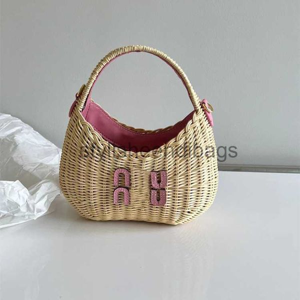 Sac de créateur Totes Digner Sac Femme Brodé Creux Rafia Paille Fourre-Tout Marque De Luxe Summer Beach Sac Tissé Sacs À Main Luxueux styléeendibags