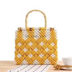 TOTES Fashion Bamboo Handle Melk Katoen Knitting Tote Boheemian Luxury Brands Hollow geweven tassen voor dames haken handtassen en portemonnees 240407