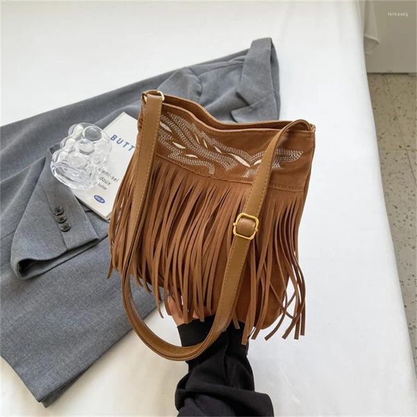 Totes Fashion Luxury Designer Sacs à bandoulière pour femmes PU Cuir Clatinth Papity Western Purse et sacs à main Sac Messenger Fringe