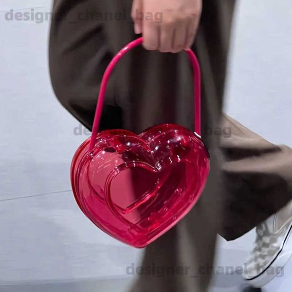 Totes Moda Transparente Amor Corazones Forma Mujeres Bolsos Diseñador Claro Caja de PVC Bolsa de fiesta Rojo Mujer Monederos de noche T240220