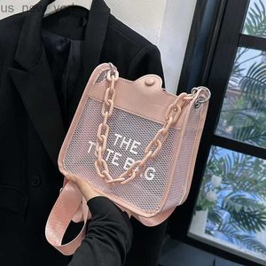 Totes FUNMARDI Bolsos transparentes de malla de verano para mujer 2023 Bolso de gelatina de playa Bolso bandolera con letras Bolso con asa de cadena WLHB3324 HKD230822