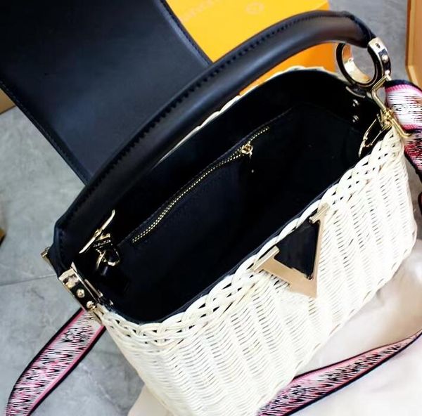 Totes Totes trenzados de ratán de alta calidad Moda de metal para mujer Elegancia simple Impresión de letras Correas de hombro Diseño de cremallera Bolsa de mensajero de marca