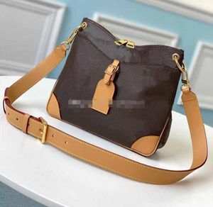 Totes bolsos de hombro de alta calidad bolsos de cuero para mujer bolsos de diseñador de lujo para mujer bolso de mano para mujer estilo mochila retro