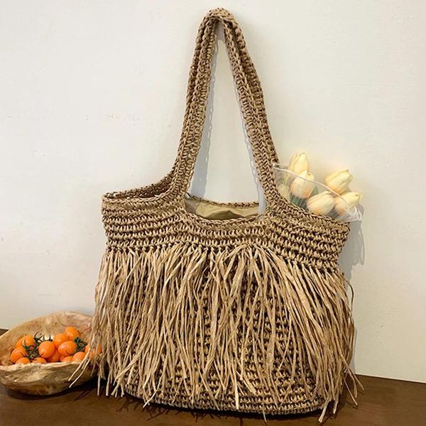 Totes Hollow Out Straw Beach fourre-tout pour les femmes tisser un sac à main de concepteur de luxe à grande capacité de grande capacité