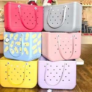 Totes Bolsos de mano de gran capacidad maquillaje maquillaje Bolsos de hombro Playa verde lujos Diseñador Mujeres artículos de tocador clásico PVC Cesta de plástico Cross Body hombres bolso de mano de vacaciones