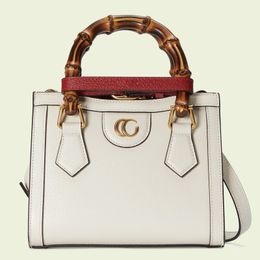 Totes Luxury Womens Handbag Designer Sacs Sacs Bamboo Tote Mini Tize Top Handle Fashion Crossbody Racs Backpacks P0V6