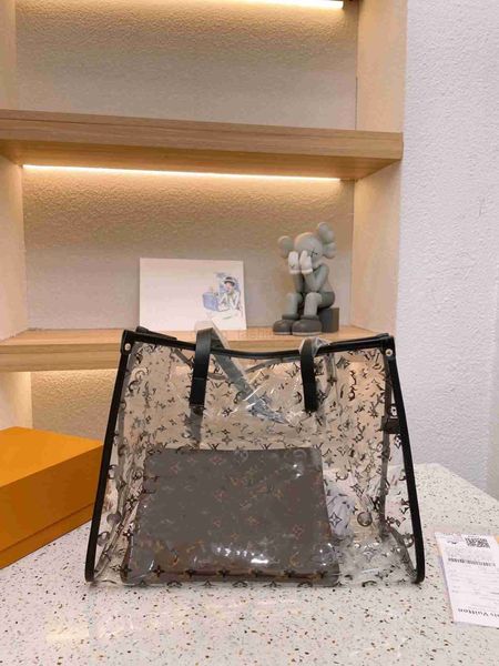 Totes PVC Clear Large Branded The Tote Bag Designer Casual Tote Mesh Sacs à bandoulière Jelly Transparent Women Hand Bag Clutch Women Bag