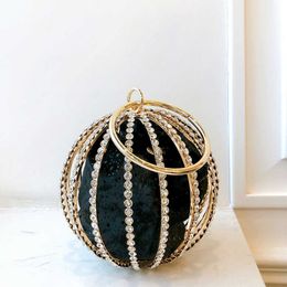 Totes Rhinestone Sferical Cage Evening Clutch Bag Women Hollow Out Bling Alloy Dinner Purse en Handbag Ladies Round Metal Handle Nieuw 230509