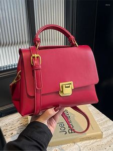 Texture Texture Red Handbag 2024 Printemps / été Fashion High End One épaule Femmes Small Square Sac Casual Cossatile Crossbody