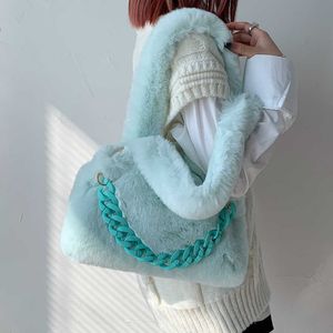 Totes toptrends pluizige faux bont zachte schoudertassen voor vrouwen winter Koreaanse mode pluche kawaii grote dames handtassen snoepkleur 230103