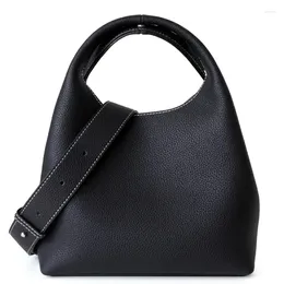 Totes Ubellin 2024 Brand Real Leather Women Basket Bag luxe ontwerper Bucket veelzijdige handheld kleine crossbody zwart