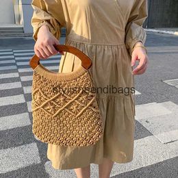 Totes vintage manche en bois rotin femmes sacs à main en osier tissé creux dame grand fourre-tout décontracté été plage sac de paille voyage grands sacs à mainH24217