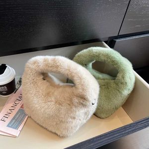 Totes Hiver Sacs à bandoulière en peluche pour femmes Marque Sac à bandoulière Mode Sacs à main et sacs à main Designer Messenger Bag avec livraison gratuite