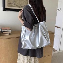 Tapés Xiuya Silver Fashion Womens Tote sac en cuir Couleur d'été Couleur Couleur décontractée Vintage épaule exquise Harajuku Femelle sac à main