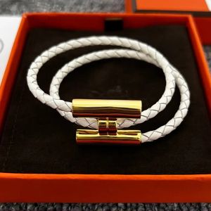 Tournis Tresse Bracelet Bracelets En Peau De Mouton Bracelet Designer Manchette Compteur Qualité Titane Acier Matériau Premium Cadeaux Offici8953834 46NM