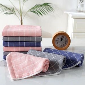 Serviette 1pc 34x34cm classique gaze plaid carré visage doux absorbant double face tissu de lavage en coton éponge