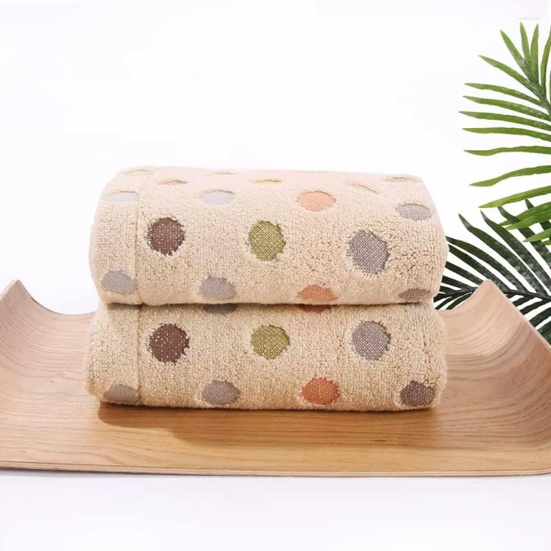 Handdoek katoenen handdoeken kleurrijk polka stip patroon zacht absorberend decoratief voor badkamer 13,4 x 30 inch set van 2 (beige a