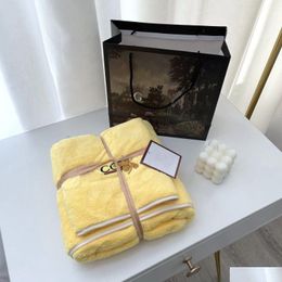 Towel Luxury Designer Bath Set Bee Embroidery Mticolor Fashion Dormitory And Quick Drying Beach Colorf With Gift Drop Delivery Home Ga Otxj6