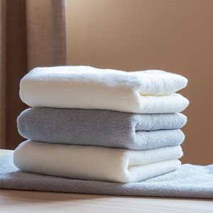 Serviette de bain en pur coton épais, à séchage rapide, douce, absorbante et non pelucheuse, pour adultes