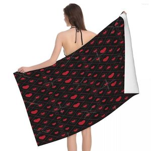 Toalla Red Hearts in Cuares con fondo negro de 80x130 cm Baño suave y amigable para la piel adecuado para un regalo de vacaciones al aire libre