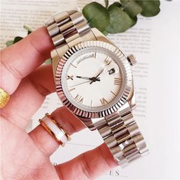 2023 Luxe 36mm 41mm Lovers Montres Rolexly Diamond Hommes Femmes Gold Face RO Mouvement automatique Balayage Montres-bracelets Designer Ladies Watch