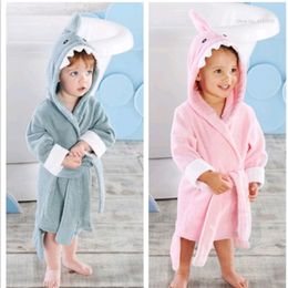 Serviettes Robes 2-6 ans Bébé Robe Cartoon Hoodies Fille Garçons Vêtements De Nuit Bonne Qualité Bain Enfants Doux Peignoir Pyjamas Vêtements Pour Enfants 220919