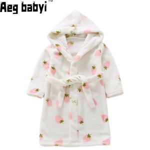 Handdoeken Gewaden Baby Jongens Meisjes Kleding Cartoon Capuchon Kind Nachtkleding Gewaden Winter Warm Casual Kinderpyjama Mode Lange mouw Kinderbadjas 231208