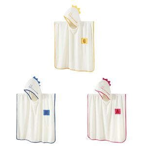 Serviettes Robes bébé enfants serviette à capuche garçons filles Robe de bain né confortable cape serviette de bain 231024