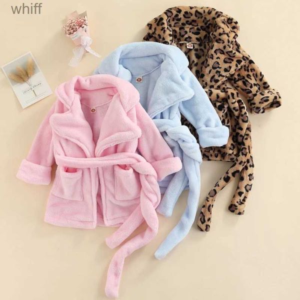 Serviettes Robes Mignon Enfants Enfants Flanelle Animaux Robes De Bain Bébé Garçons Filles Imprimé Léopard Serviette De Bain Noël Hiver Noël Enfants VêtementsL231123