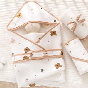 Serviettes robes coton mou mousseline à capuche peignoir pour bébé caricaturé ours lapin nouveau-né enveloppe enveloppe unisex