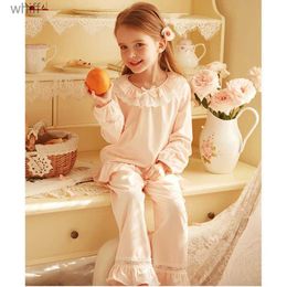 Toalhas Robes Primavera Outono Criança Pijamas. Conjunto de pijama de manga comprida rosa de algodão para meninas.