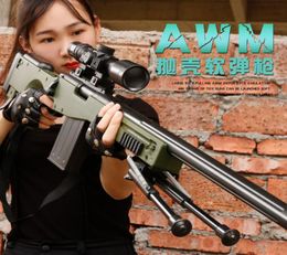 Pistolet jouet 135cm awm Sniper Soft Bullet Shell Ejection Manual Armas pneumatique pistolet pour adultes Boys Shooting Games