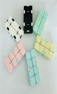 Jouet Macaron, cube en plastique mixte de 6 couleurs, Anti-anxiété, mise à niveau infinie, givré, artefact 7779683