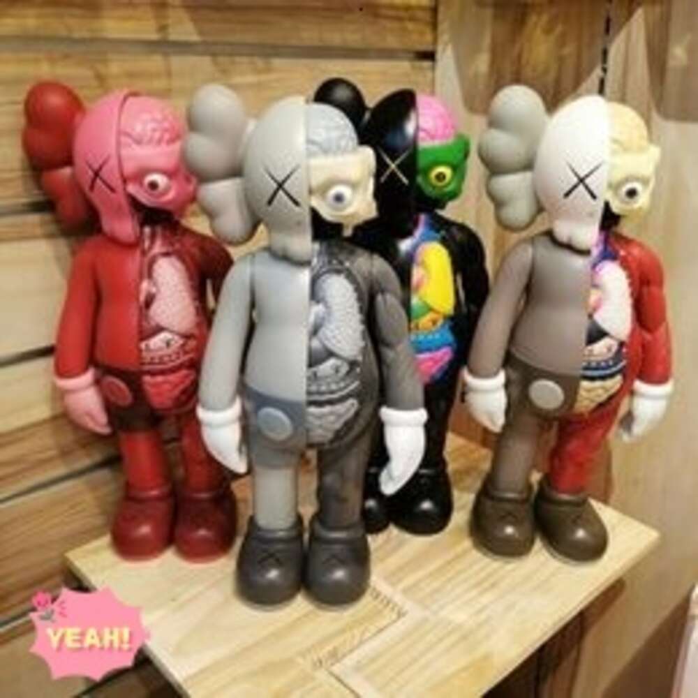 Toys Designer Hot-Selling Games 0,2 kg 8-tums 20 cm Flayed Vinyl Companion Art Action med Original Box Dolls Hand-Done Decoration Designer Decked Out iögonfallande