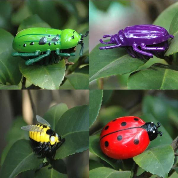 Toys Simulation électrique insectes Pet Toy Enfants Gift Pet Nteractive Electronic Toy Cute Ladybird Beetle Animal Shape Cat Toys