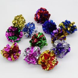 Speelgoed Westrice Grote koopje Plastic Ring Papier In Diverse Super Goedkope Favoriet De Kat Speelgoed Bal MYLAR Ballen Crinkle Kitten 100