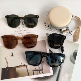 Designer Sunglases Tr polarisé pliage tiktok en direct diffusée sous les lunettes de soleil focus Nouvelles verres à la mode de crème solaire du même style