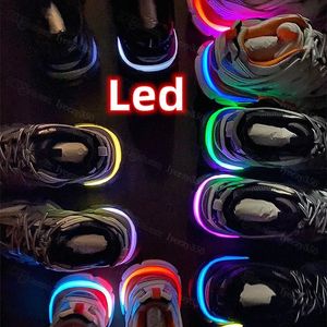 Pista LED Diseñador Zapatos casuales de lujo Plataforma Gomma Cuero Nylon Impreso Zapatillas de deporte para mujer para hombre entrenadores balencaigas