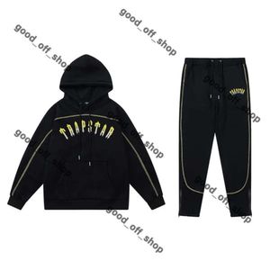 Tracksuit Men's Nake Tech Trapstar Track Sleit Hoodie Europe American Basketball Football Rugby Two-Piece avec Sweat à capuche à manches longues féminines 373