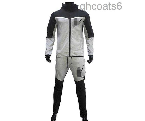 Chándal para hombre Nake Tech Trapstar Trajes de pista Sudadera con capucha Europa Baloncesto americano Fútbol Rugby Dos piezas con chaqueta de manga larga para mujer Pantalones Primavera 3x 4KVH