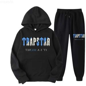 Tracksuit TracStar Brand imprimé Men de sport 26 couleurs chaudes deux pièces set à sweat à capuche lâche Pantalon de jogging