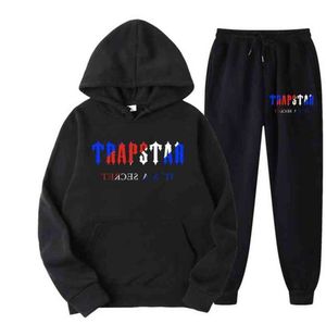 Survêtement Trapstar Marque Imprimé Sportswear T-shirts pour hommes 16 couleurs Chaud Deux pièces Ensemble Sweat à capuche ample Pantalon Jogging Design classique 67ess