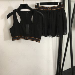 Survêtement de Sport pour femmes, demi-jupe, Camisole Slim, marque de mode, robe de Sport imprimée, ensemble gilet de Yoga