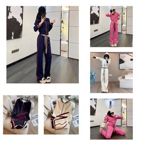 Trainingspak Dames Designer Sweatsuit jas en broek kleding Sportset Herfst en winter 2024 Kleding met geometrische print maat s-2xl zwart wit roze