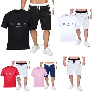 Tracksuits Summer Fashion Designer Gedrukte sportkleding T-shirtbroeken Pak Heren shorts Shirt Casual Polos